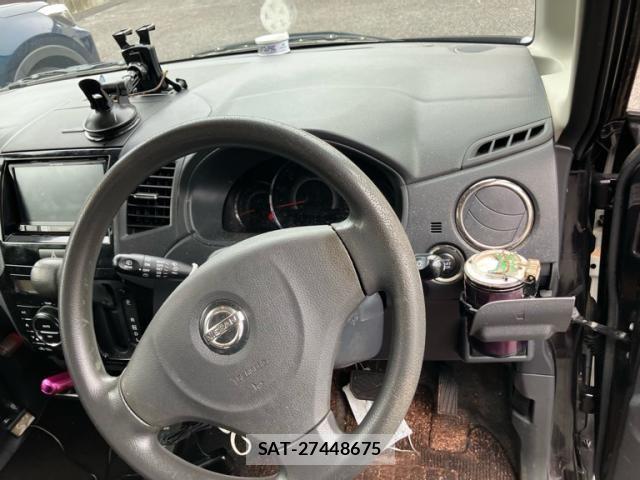 Nissan ROOX 2010-01 8527165-8