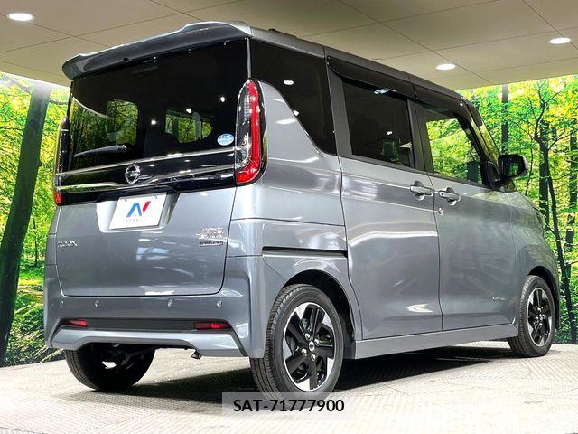 Nissan ROOX 2021-09 8527127-16