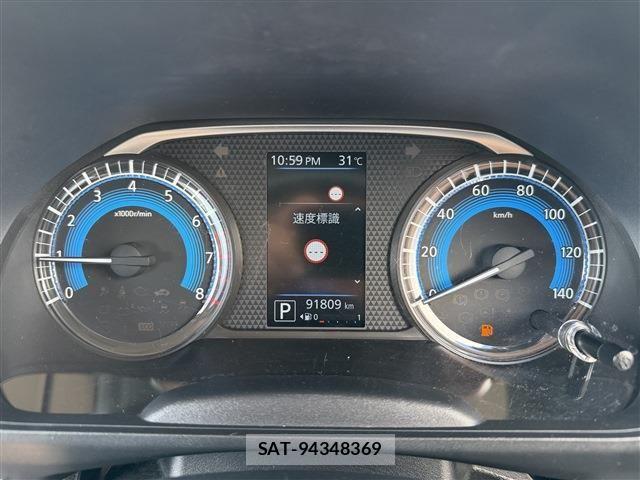 Nissan ROOX 2022-08 8527158-9