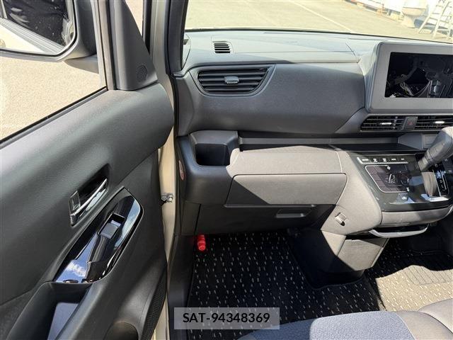 Nissan ROOX 2022-08 8527158-11