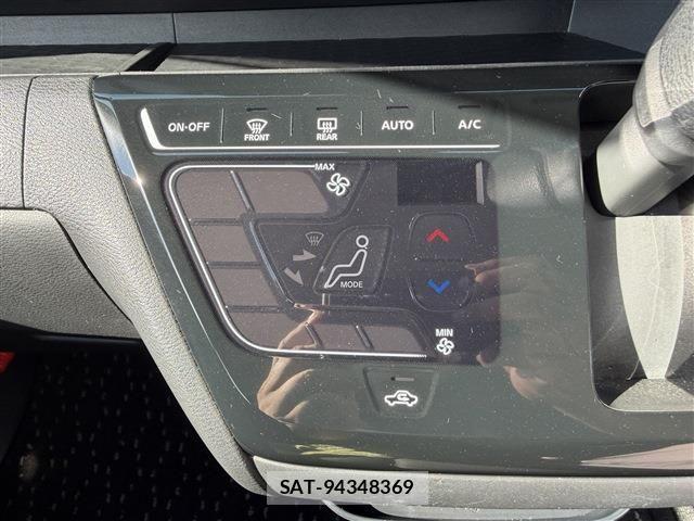 Nissan ROOX 2022-08 8527158-15