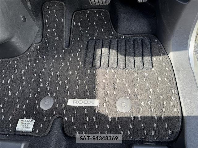 Nissan ROOX 2022-08 8527158-26