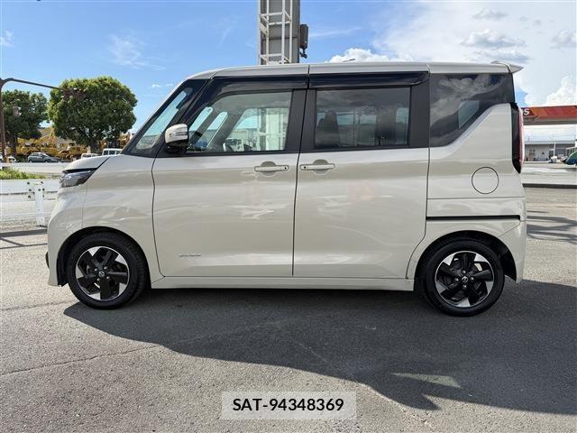 Nissan ROOX 2022-08 8527158-8