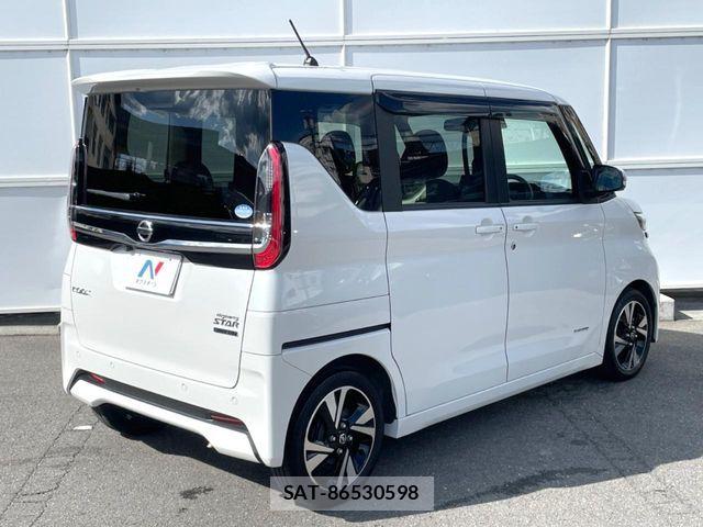 Nissan ROOX 2022-02 8527117-16