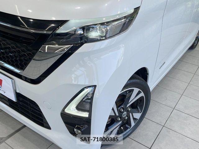 Nissan ROOX 2021-05 8527131-11