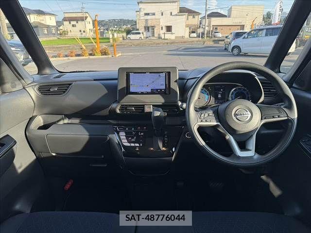 Nissan ROOX 2022-03 8527154-1