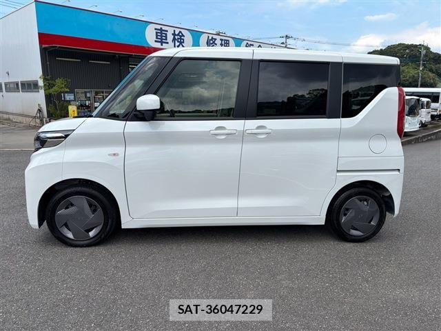 Nissan ROOX 2024-04 8527143-8