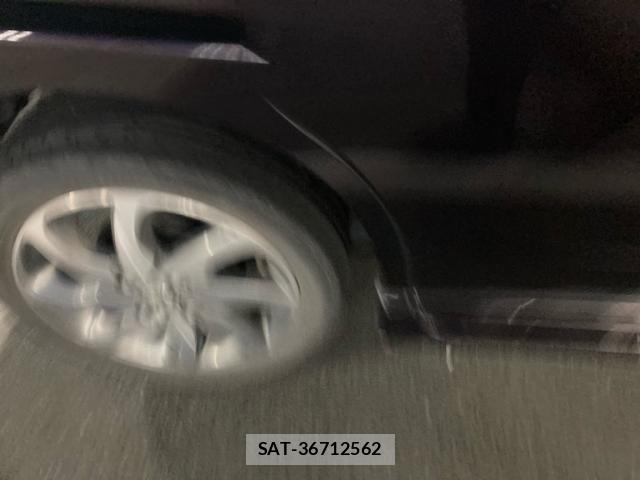Nissan ROOX 2013-02 8527163-4