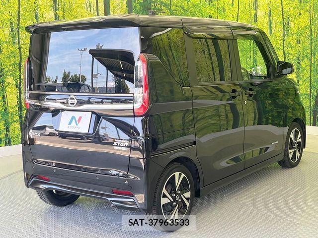 Nissan ROOX 2021-11 8563431-17
