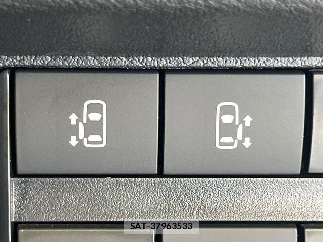 Nissan ROOX 2021-11 8563431-5