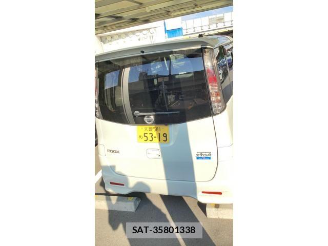 Nissan ROOX 2012-11 8563447-1