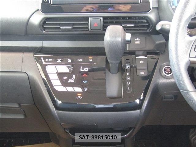 Nissan ROOX 2021-05 8563436-14