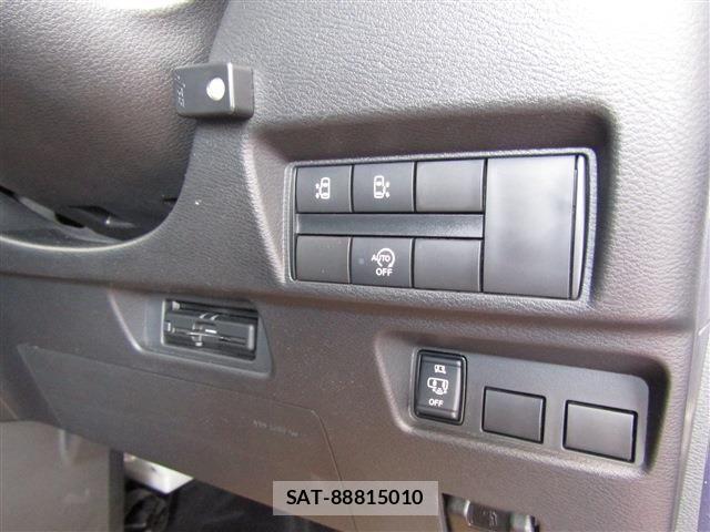Nissan ROOX 2021-05 8563436-4