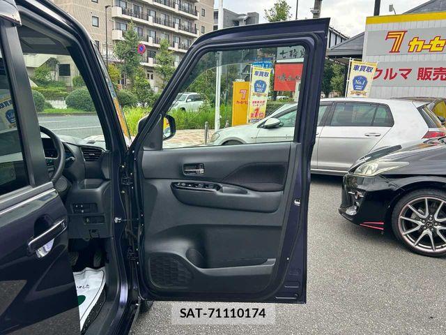 Nissan ROOX 2021-05 8563438-21