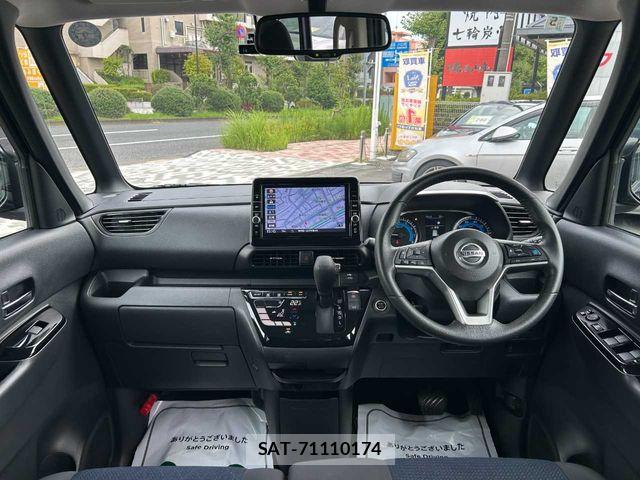 Nissan ROOX 2021-05 8563438-2