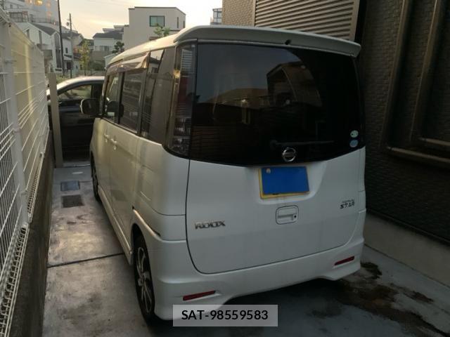 Nissan ROOX 2009-12 8563448-3