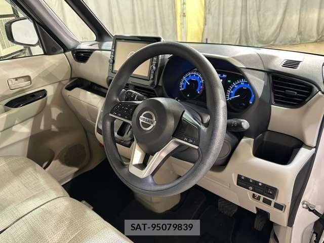 Nissan ROOX 2021-06 8563441-8