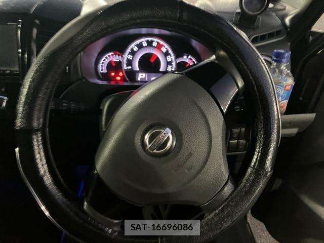 Nissan ROOX 2010-10 8563449-10