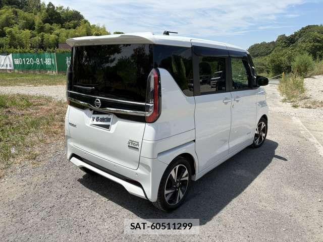 Nissan ROOX 2021-11 8563444-1
