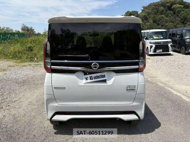 Nissan ROOX 2021-11 8563444-4