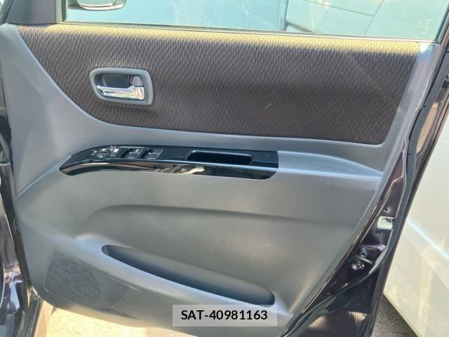 Nissan ROOX 2011-10 8563446-14