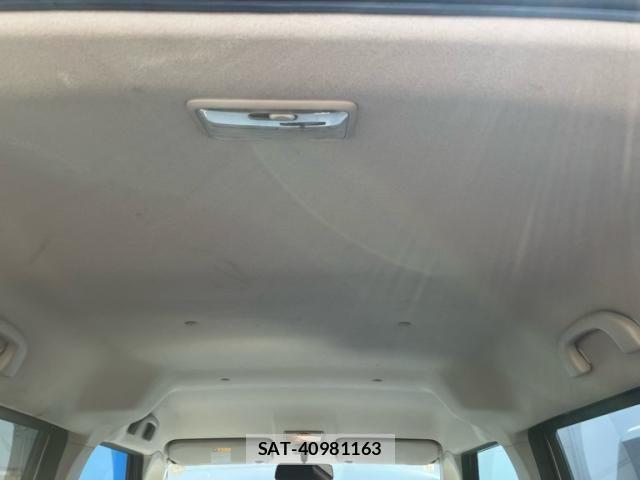 Nissan ROOX 2011-10 8563446-19