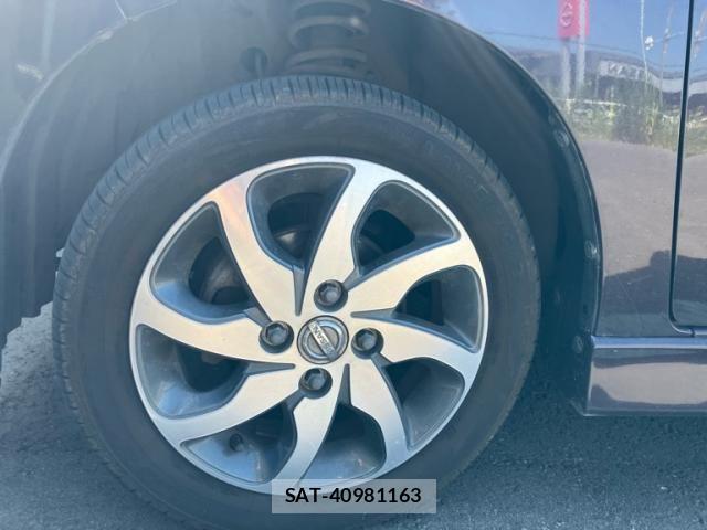 Nissan ROOX 2011-10 8563446-7