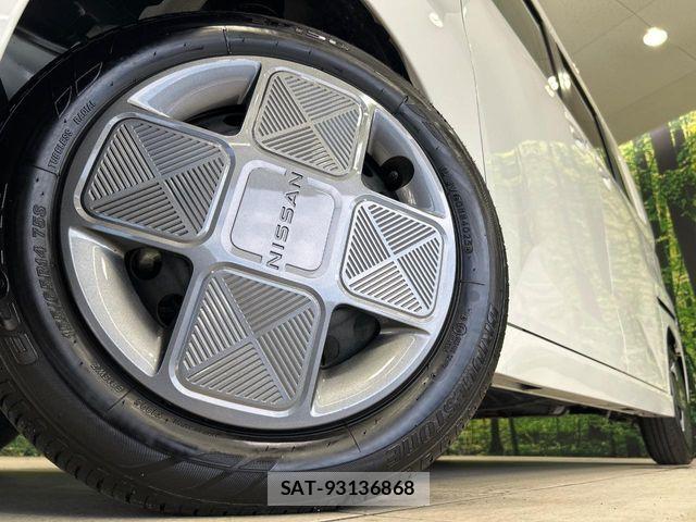 Nissan ROOX 2025-10 8563426-9