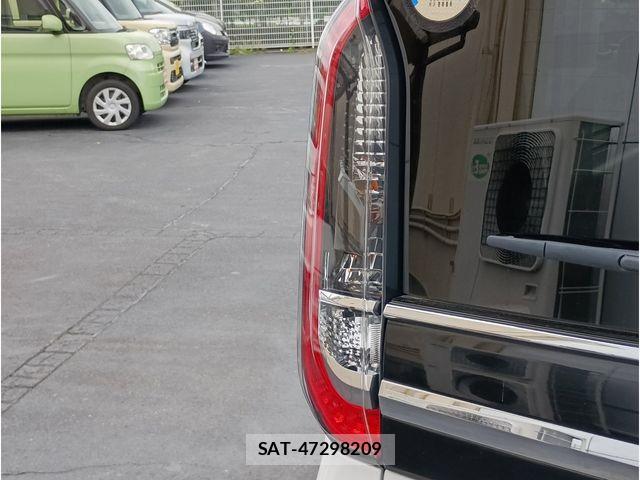 Nissan ROOX 2023-01 8563442-17