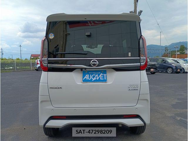 Nissan ROOX 2023-01 8563442-4