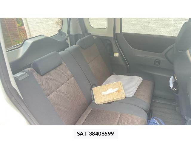 Nissan ROOX 2011-08 8563450-10
