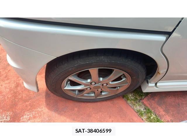 Nissan ROOX 2011-08 8563450-3
