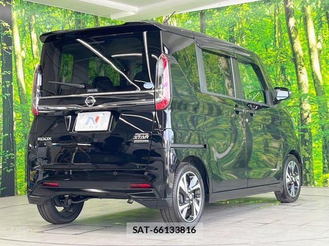 Nissan ROOX 2020-08 8563435-16