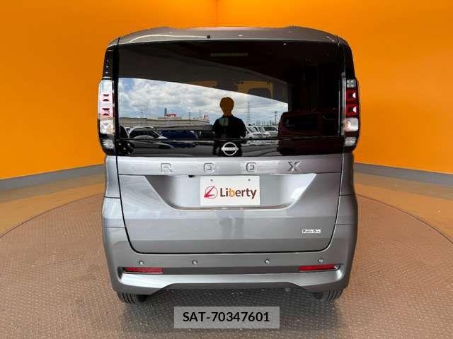 Nissan ROOX 2026-02 8628709-19