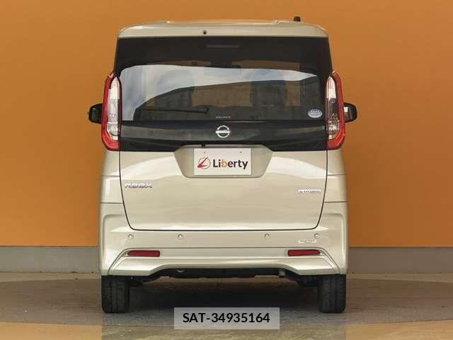 Nissan ROOX 2021-07 8628723-11
