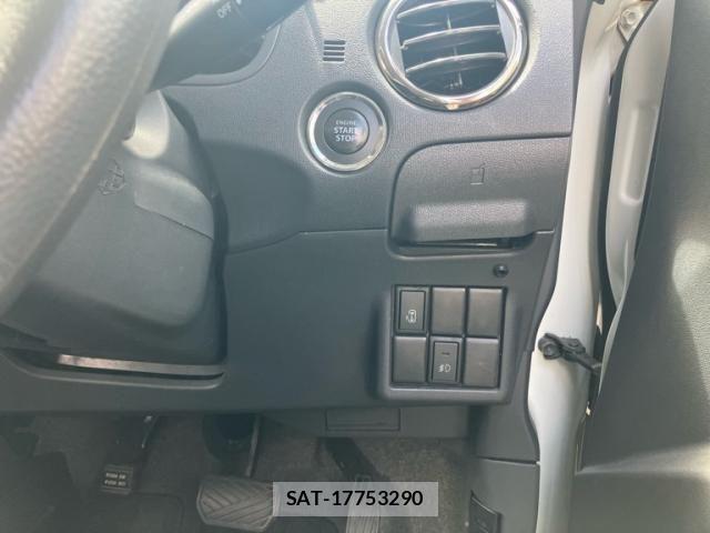 Nissan ROOX 2009-12 8628736-18