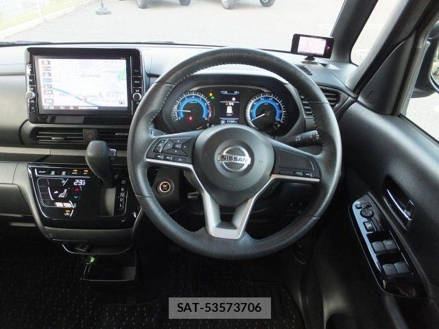 Nissan ROOX 2021-05 8628725-7