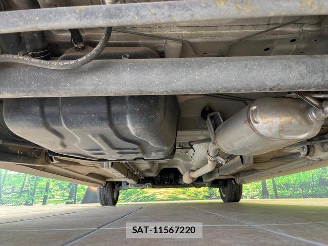 Nissan ROOX 2012-01 8628732-18