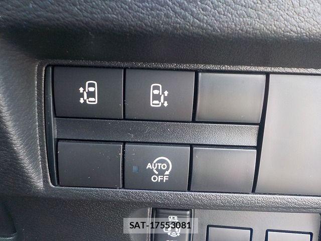 Nissan ROOX 2023-08 8628719-18