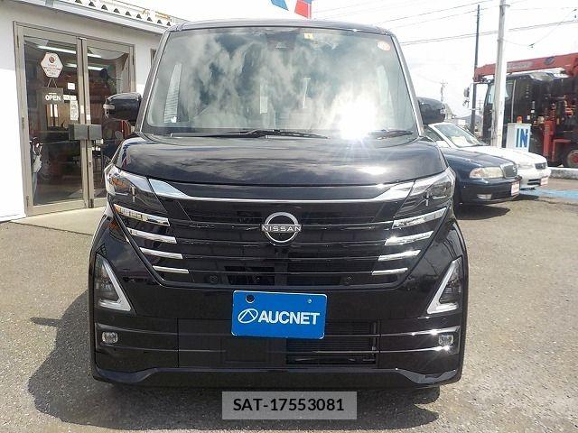 Nissan ROOX 2023-08 8628719-3