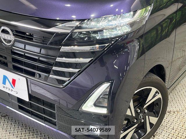 Nissan ROOX 2023-10 8628715-12
