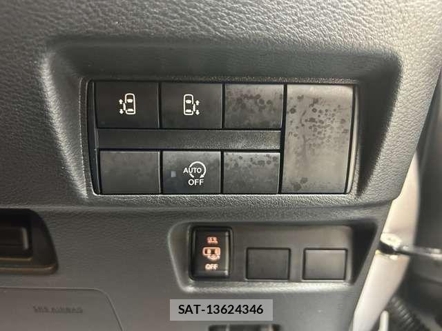 Nissan ROOX 2023-08 8628721-8