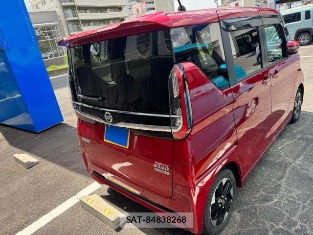 Nissan ROOX 2022-03 8628729-4