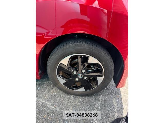 Nissan ROOX 2022-03 8628729-5