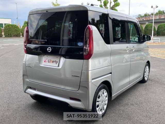 Nissan ROOX 2021-06 8628728-15