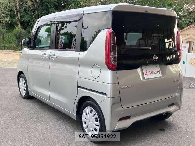 Nissan ROOX 2021-06 8628728-17