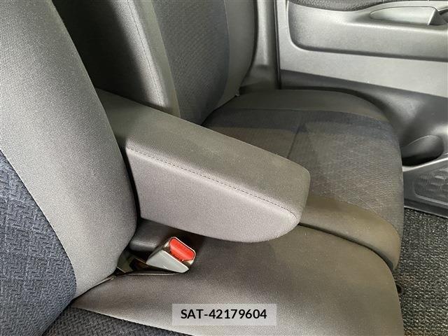 Nissan ROOX 2022-06 8666848-26
