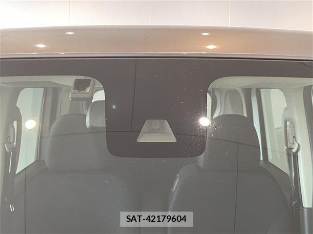 Nissan ROOX 2022-06 8666848-8