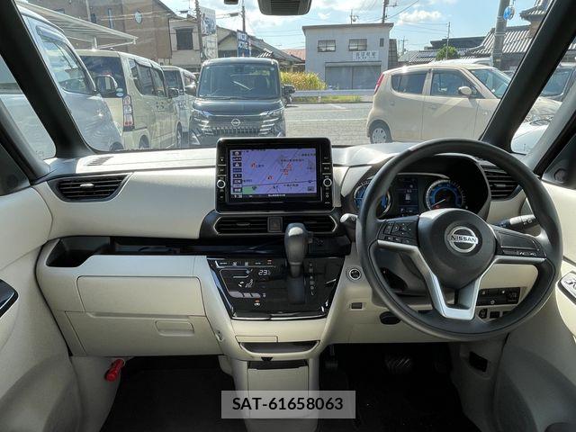 Nissan ROOX 2022-02 8666847-2