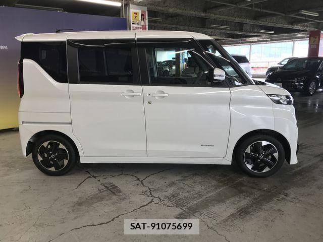 Nissan ROOX 2021-08 8661340-3